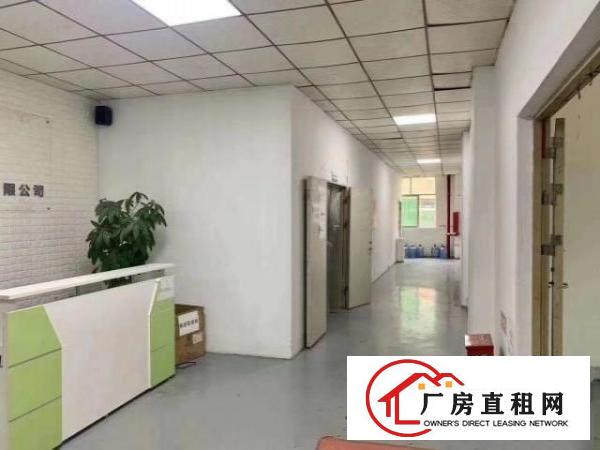  福永沿江高速路口附近新出精装修厂房800平方，水电齐全