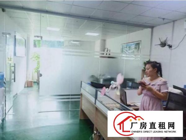  福永上围楼上厂房450平出租，主线到位，带装修有吊顶