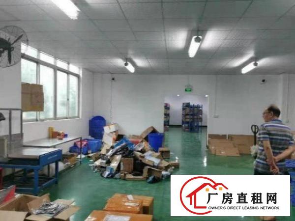  福永白石厦村一楼厂房500平低价出租，证件齐全，消防完善
