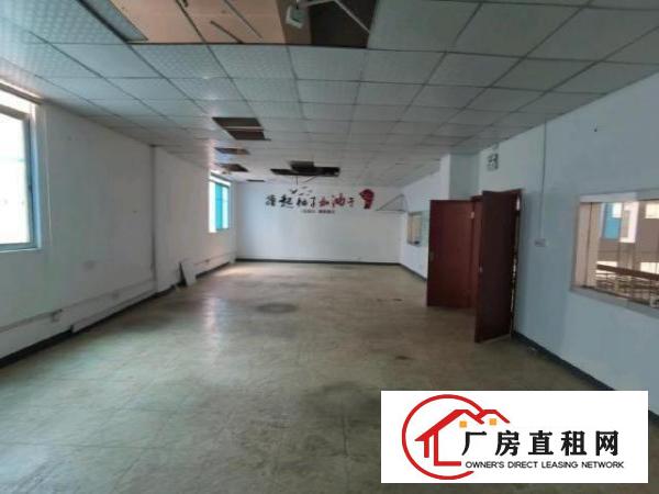  宝安新出钢构厂房3100平带水电行业不限