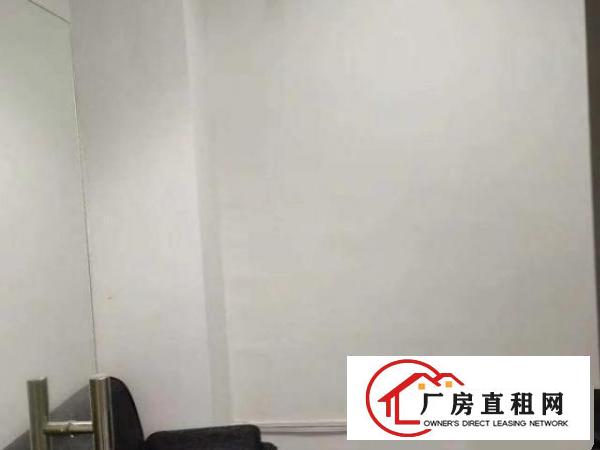  福永大洋田楼上带装修厂房450平