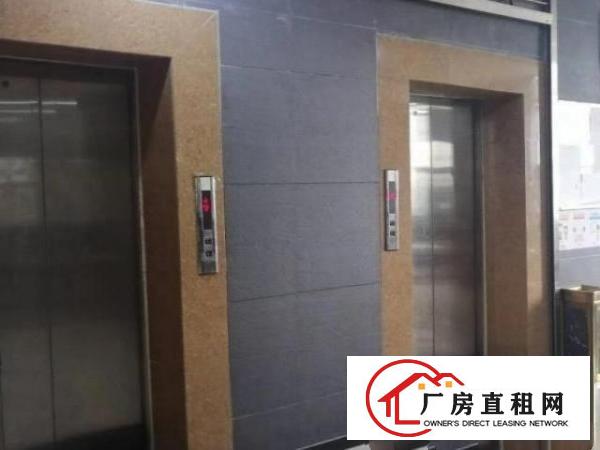  福永桥头地铁口楼上豪华装修厂房2500平