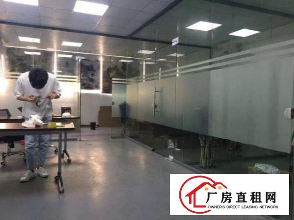  福永和平二楼带装修480平厂房，无转让费
