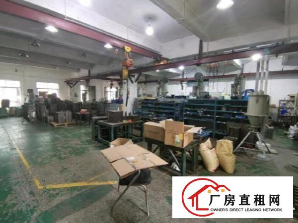  福永凤凰一楼带装修有行车厂房450平
