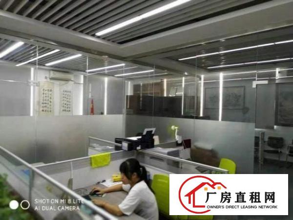  福永和平会展旁楼上豪华装修厂房360平