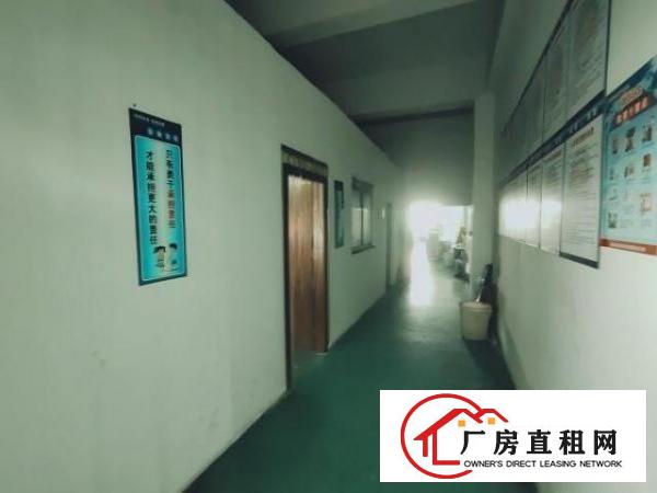  福永新和楼上300平方现成装修厂房出租