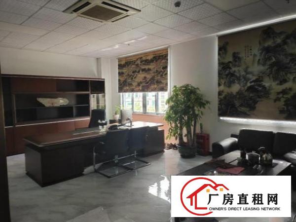  福永桥头新出楼上480平方精装修厂房出租