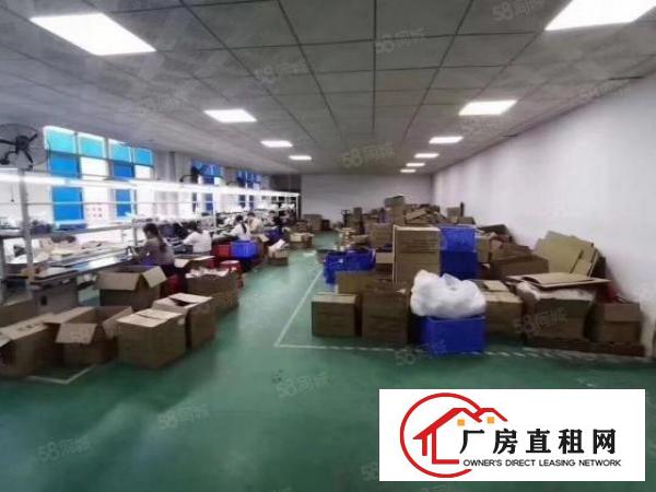  福永地铁口附近楼上1000平精装厂房出租