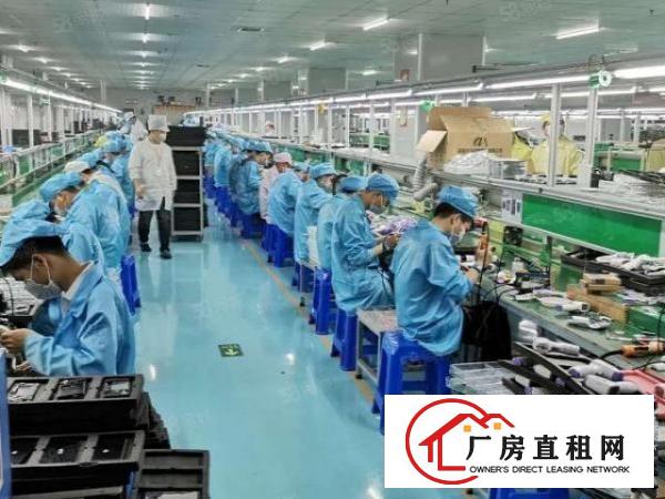  福永镇大洋田九成新厂房整层6800平米出租！精装修！带货台