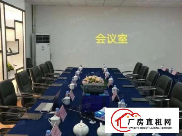  福永镇大洋田九成新厂房整层6800平米出租！精装修！带货台