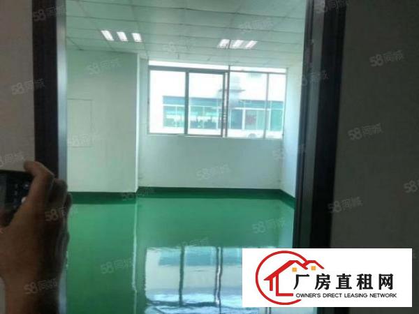  福永地铁口新出楼上1000平方全新地坪漆精装修