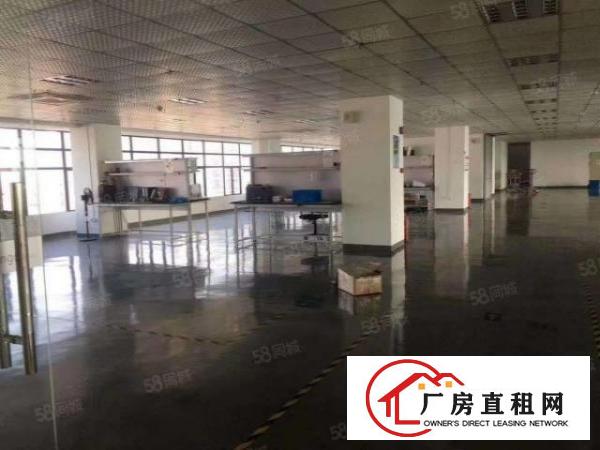  福永塘尾楼上1500平米现成装修厂房出租，厂房形象好，