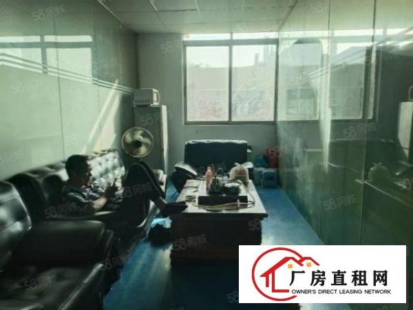  福永和平村300平方新装修厂房出租无转让费水电到位可拎包入住