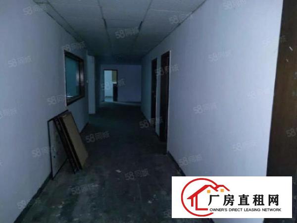  宝安福永，一楼，500平方，实际面积出租，空地超大