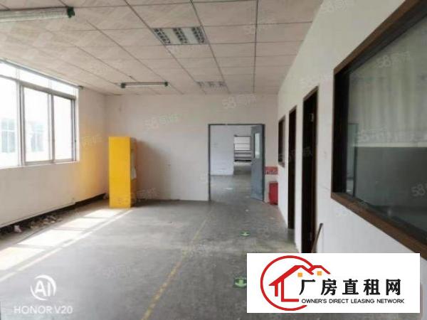  福永桥头宝安大道边地铁出口新出300平米带精装无转费厂房出租