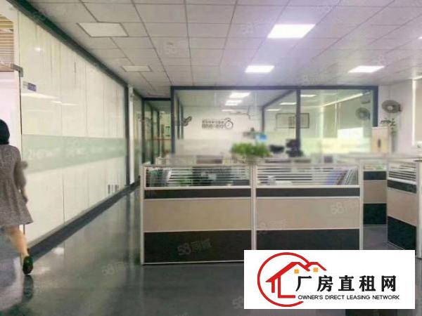  福永桥头地铁新出重工厂房楼上1590平精装出租