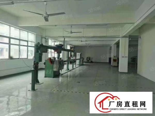  福永楼上九成新精装修厂房1100平无转让费房东直接招商