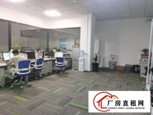  后亭楼上厂房560平精装修没有转让费