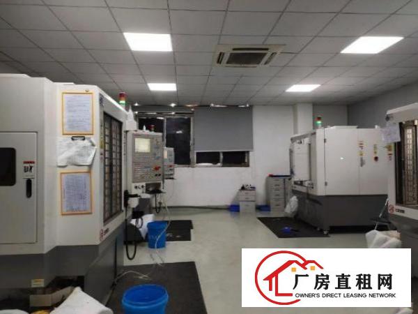  厂房位于沙井沙头工业区，楼上1000平。精装修。
