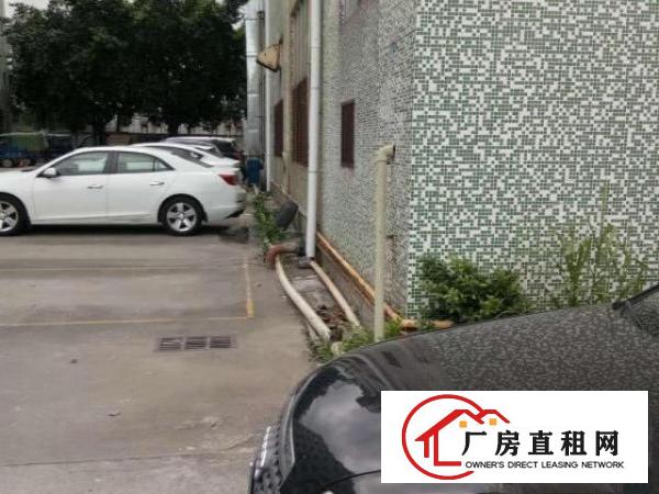 带电梯小面积厂房出租