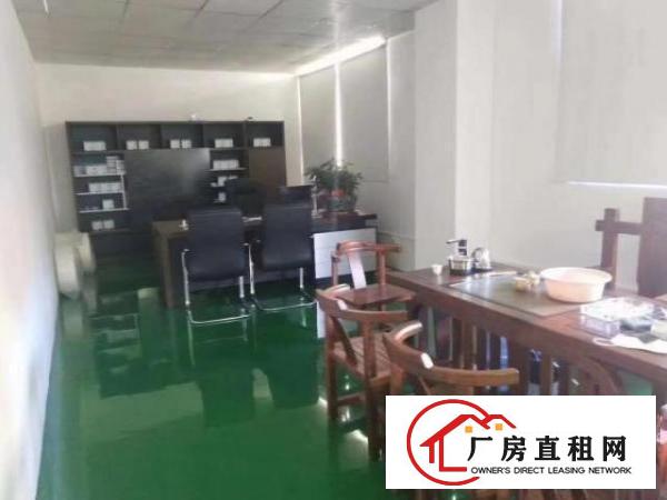  后亭地铁口新出楼上2400平米带精装修厂房出租，