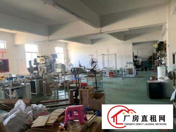  松岗东方社区蚌岗新出楼上500平精装修厂房，实际400平