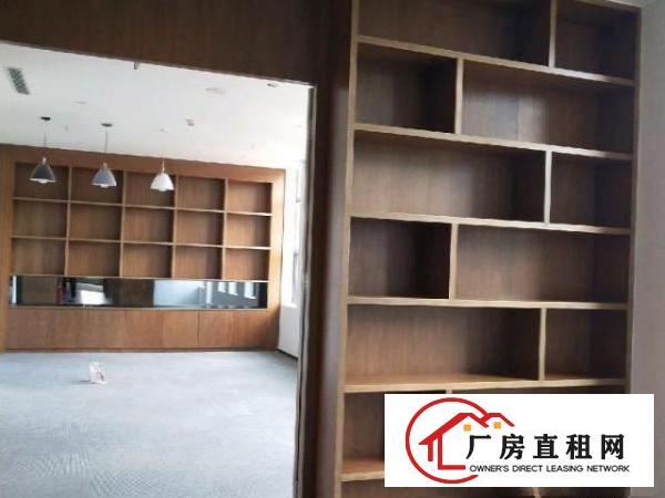  豪华装修，办公写字楼，园区优美，拎包入住
