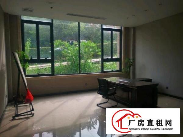  超高档装修办公室整层（带多个免费停车位）
