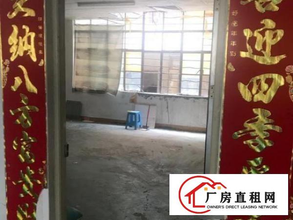  我公司是做不干胶标签、说明书印刷、厂内二楼有一间办公室出租