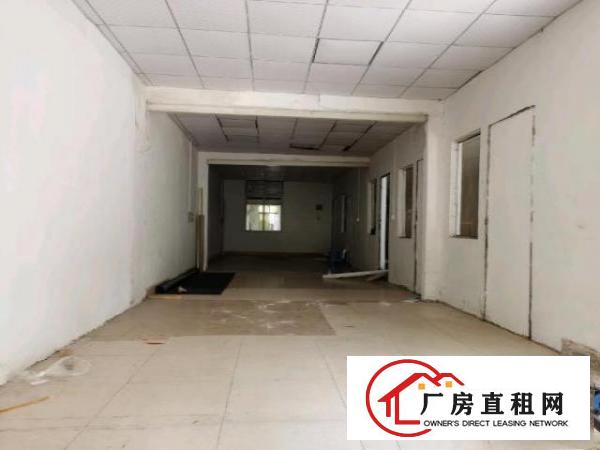  业主一楼300平米厂房带装修超低价出租，水电齐全