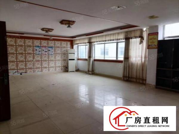  松岗山门附近新出精装修楼上500平方厂房招租