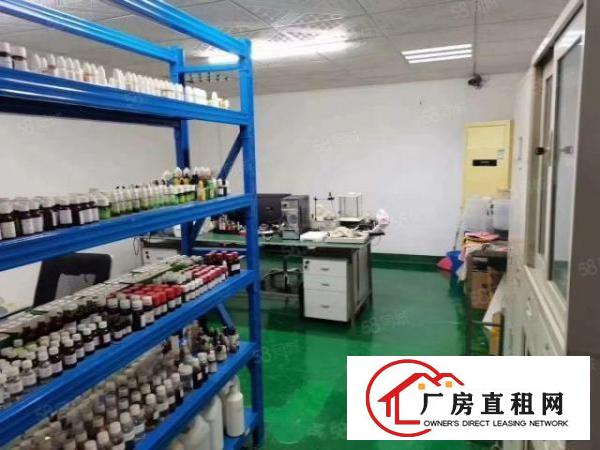  松岗汽车站附近楼上500平精装修厂房出租，无转让费