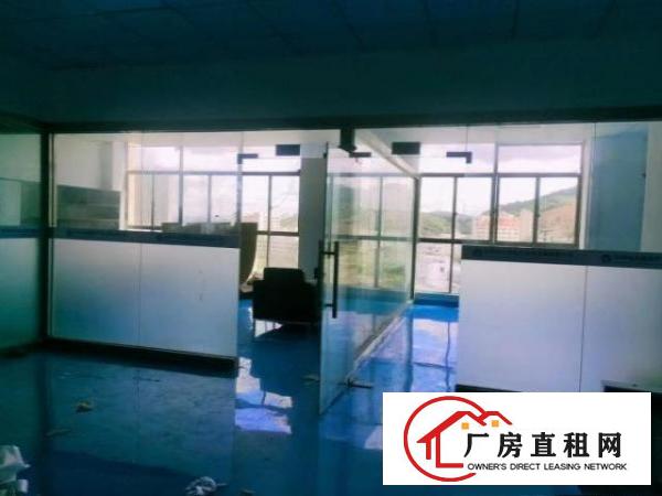  石岩新空出楼上带装修厂房
