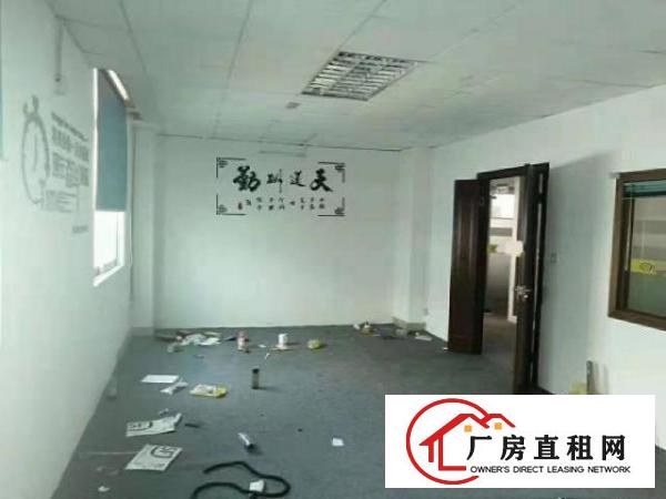  出租宝安石岩宏发工业园2500平方现成装修