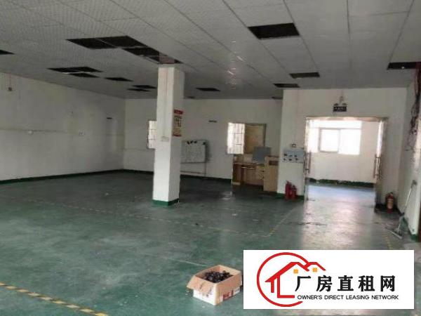 石岩塘头楼上厂房300平出租，入驻生产，无转让费