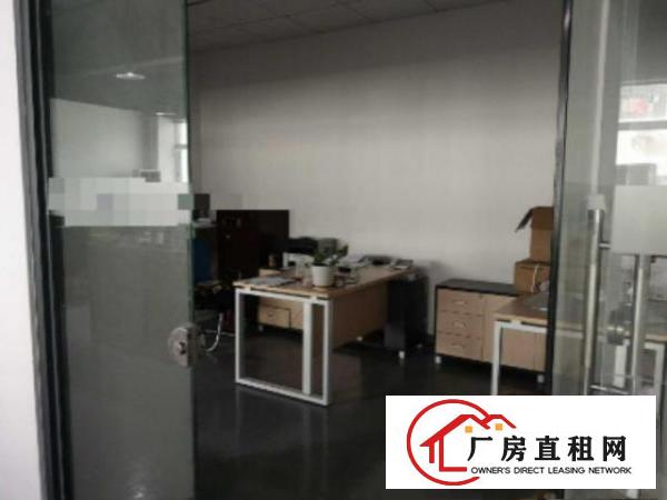  出租宝安石岩厂房一套，面积宽敞，适合做加工