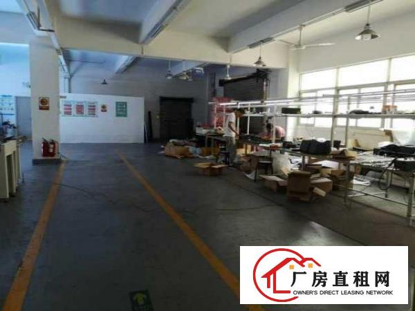  出租宝安石岩厂房一套，面积宽敞，适合做加工