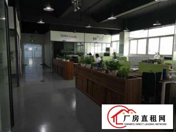  出租宝安石岩厂房一套，面积宽敞，适合做加工