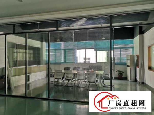  出租宝安石岩厂房一套，面积宽敞，适合做加工