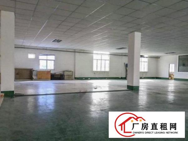  石岩塘头空出三楼580平方厂房，有地坪漆，使用率高！