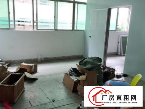  石岩巧通工业园180平米厂房，带装修，水电齐全