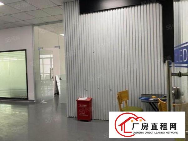  石岩原房东700平精装修。不要转让费，3两台电梯厂房出租