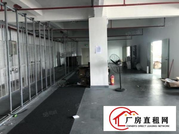  石岩镇带装修，不要转让费楼上1100平方厂房出租
