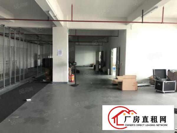  石岩镇带装修，不要转让费楼上1100平方厂房出租