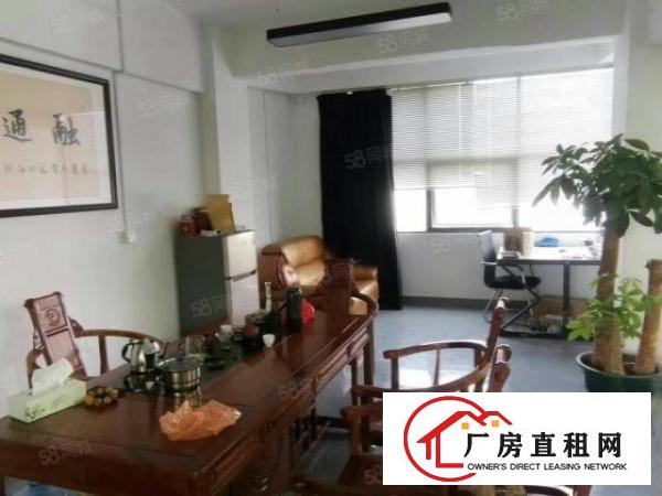  2楼140平精装修租3220元