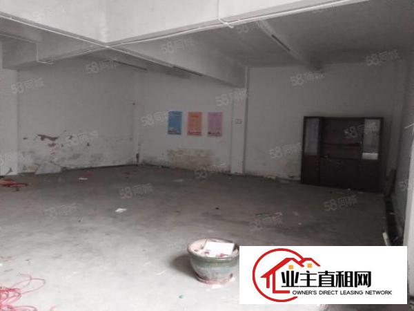 石岩车站附近单一层180平米，租金5500打包，正规工业园