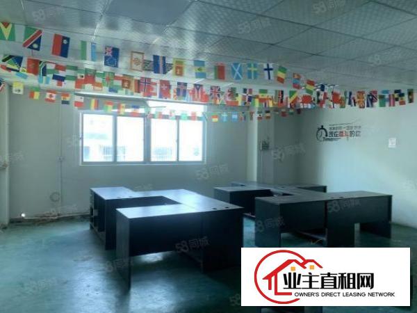  石岩石龙仔原房东3楼650平电子厂出租，拎包入住