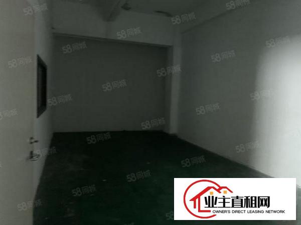  石岩石龙仔原房东3楼650平电子厂出租，拎包入住