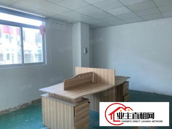  石岩石龙仔原房东3楼650平电子厂出租，拎包入住