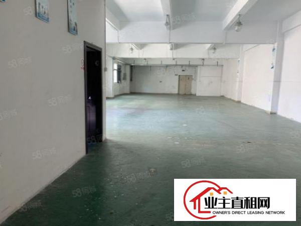  石岩石龙仔原房东3楼650平电子厂出租，拎包入住
